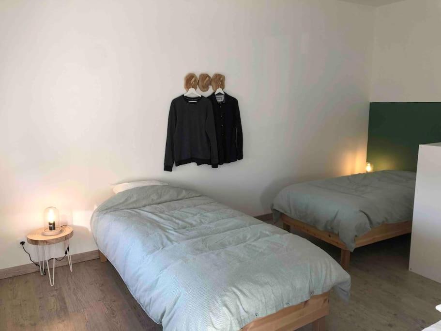 Maison Sur La Place Du Village D'Ourville En Caux Bagian luar foto