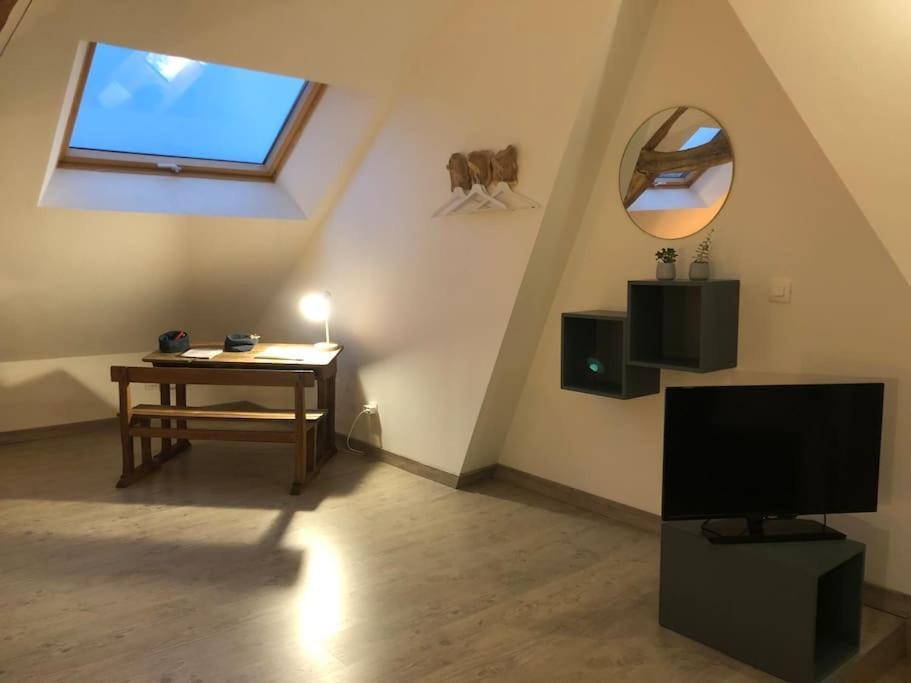 Maison Sur La Place Du Village D'Ourville En Caux Bagian luar foto